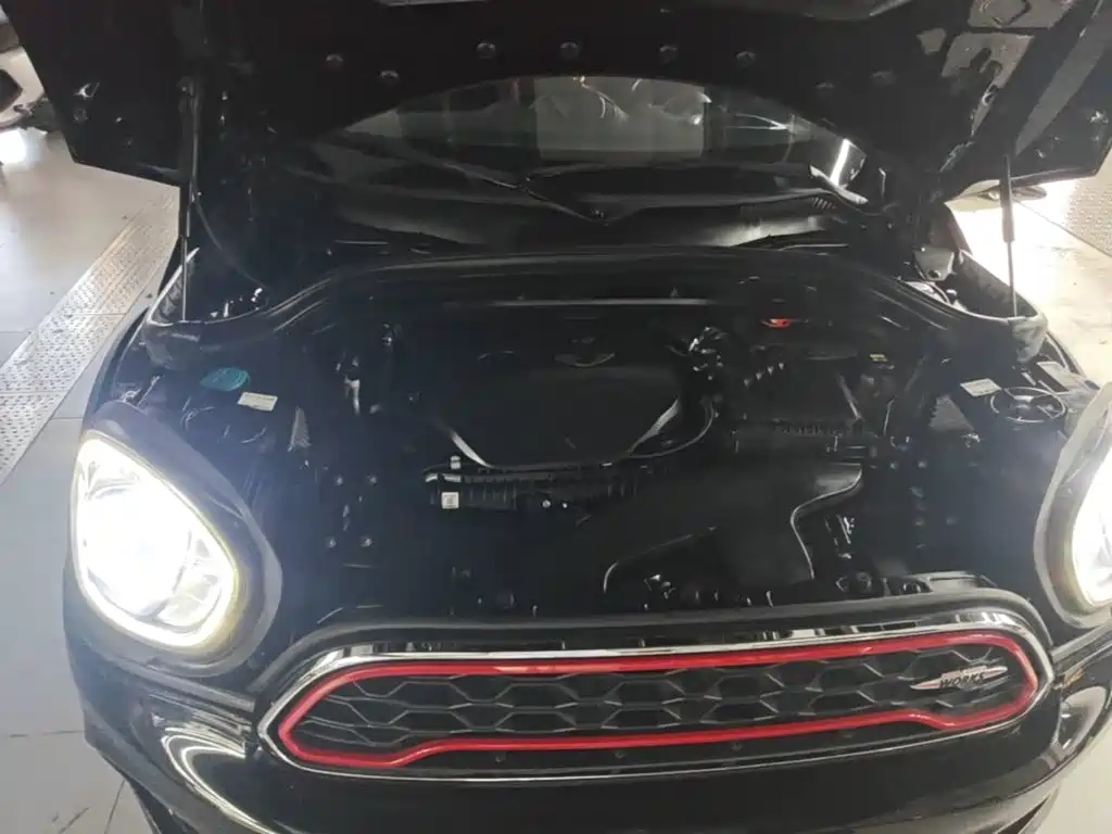 MINI JCW COUNTRYMAN 2017 2017 2.0T JOHN COOPER WORKS Tourer