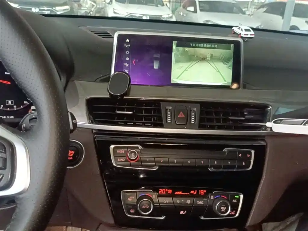BMW X1 2019 xDrive20Li Premium Model фото 13