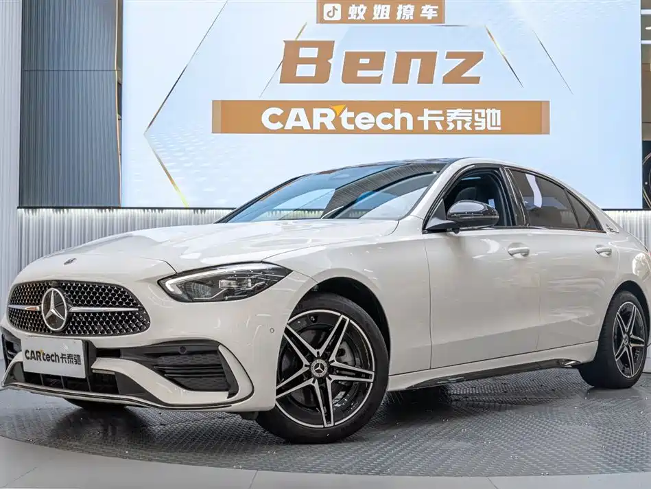 Mercedes-Benz C-Class 2024 C 260 L Night Edition Sport фото 6