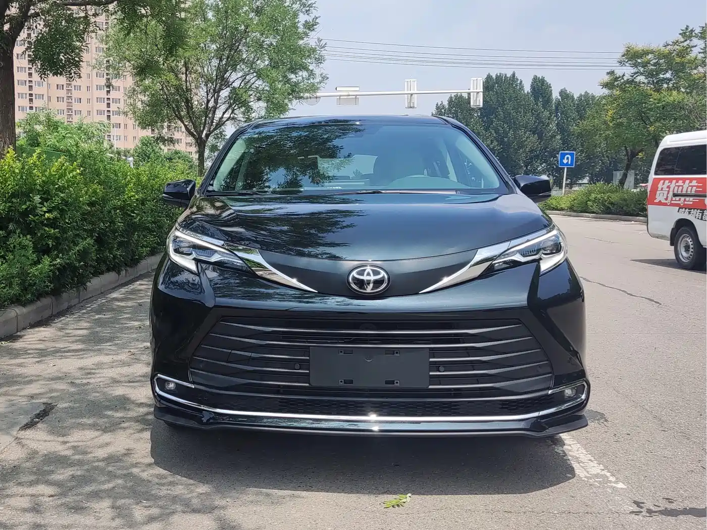 Toyota Sienna 2026 2026 Model 2.5L Hybrid 2WD Comfort Edition