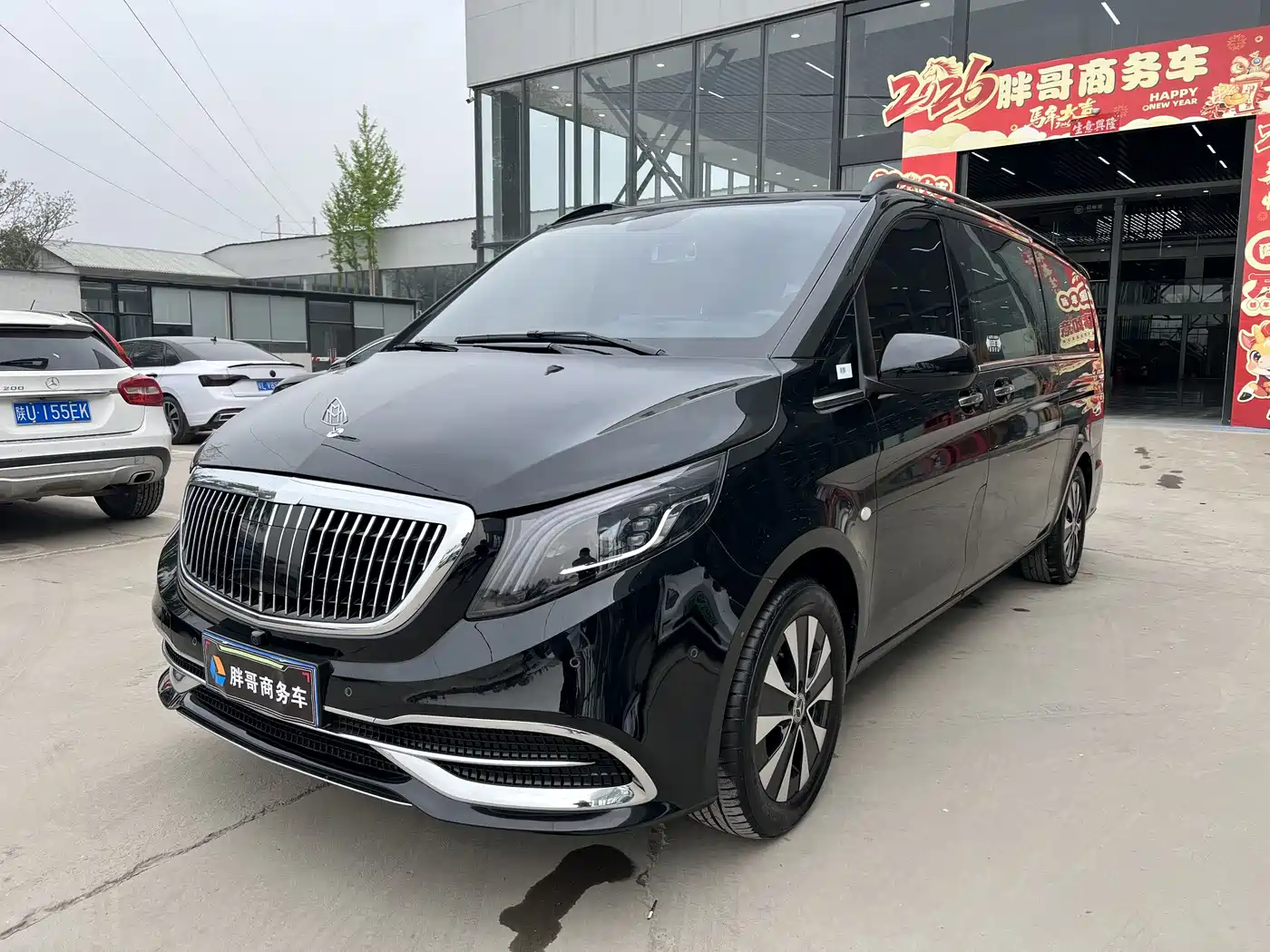 Mercedes-Benz Vito 2023 2.0T Business 7-Seater