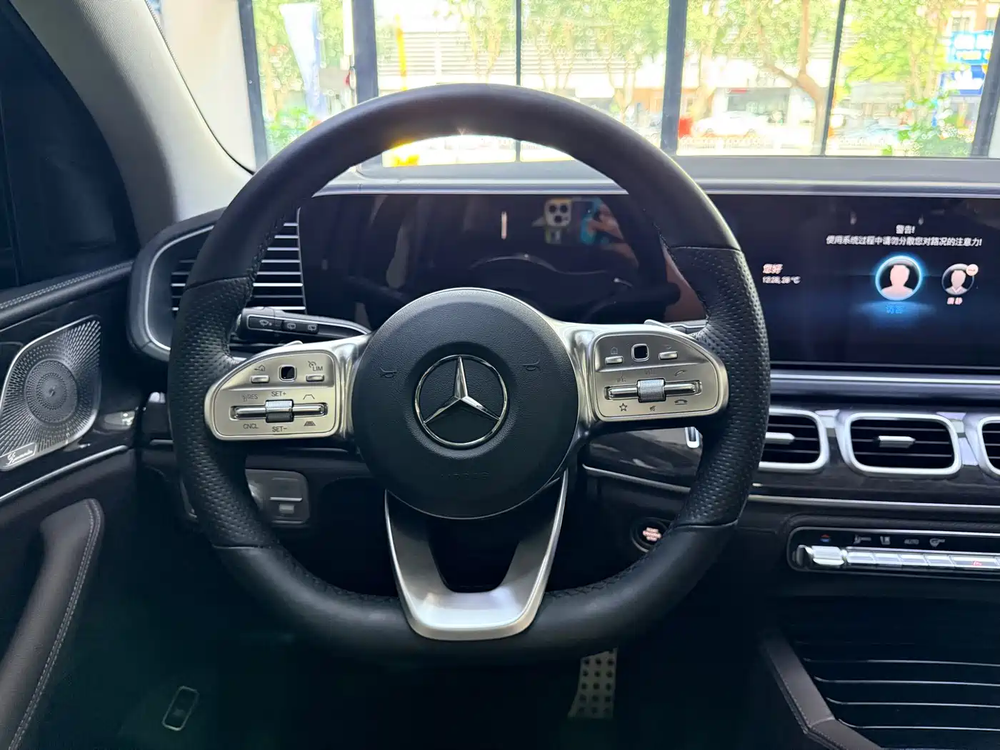 Mercedes-Benz GLS 2023 GLS 450 4MATIC Fashion Edition фото 16