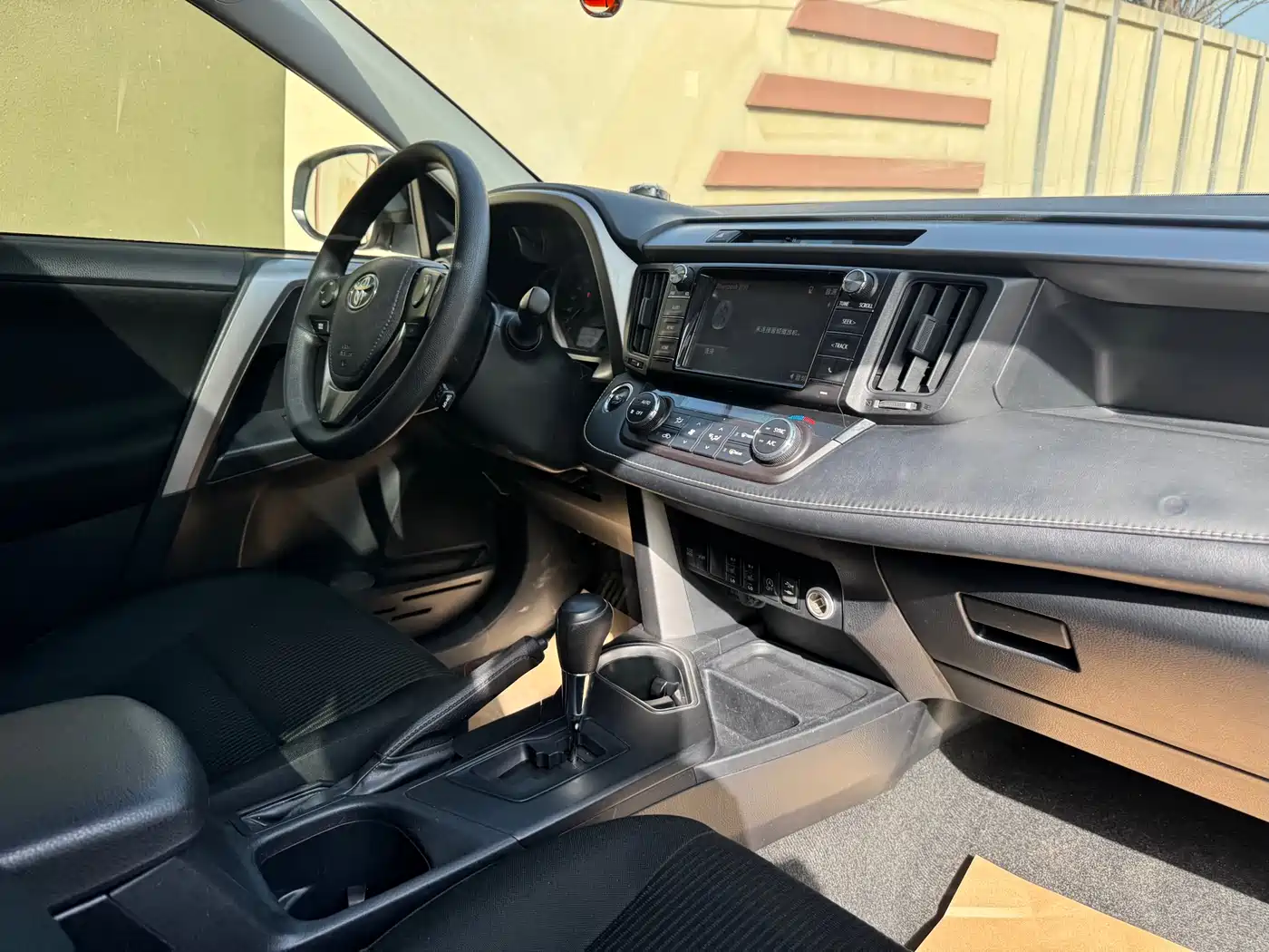 Toyota RAV4 Rongfang 2019 2.0L CVT 2WD Comfort Edition China VI фото 19