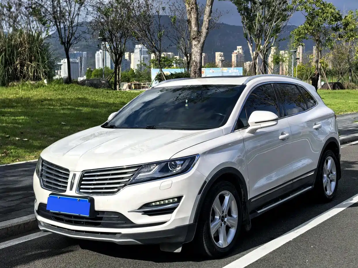 Lincoln MKC 2018 2017 2.0T 2WD Exclusive Edition