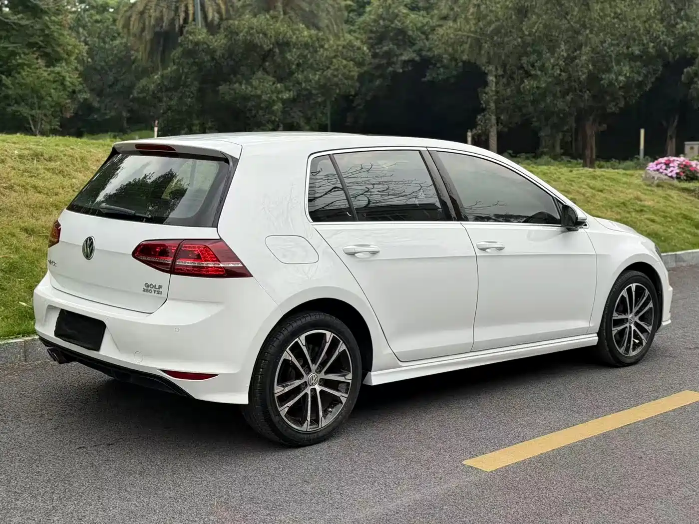 Volkswagen Golf 2016 1.4TSI Automatic R-Line фото 8