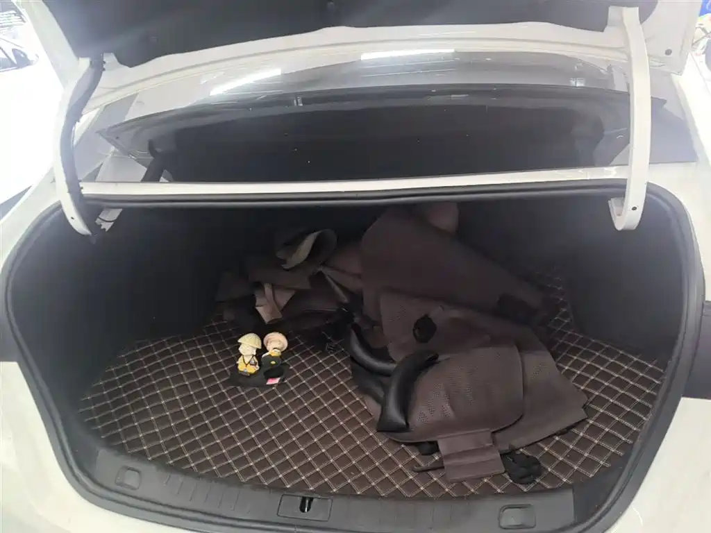 Buick Verano 2023 Pro Joy Edition фото 19