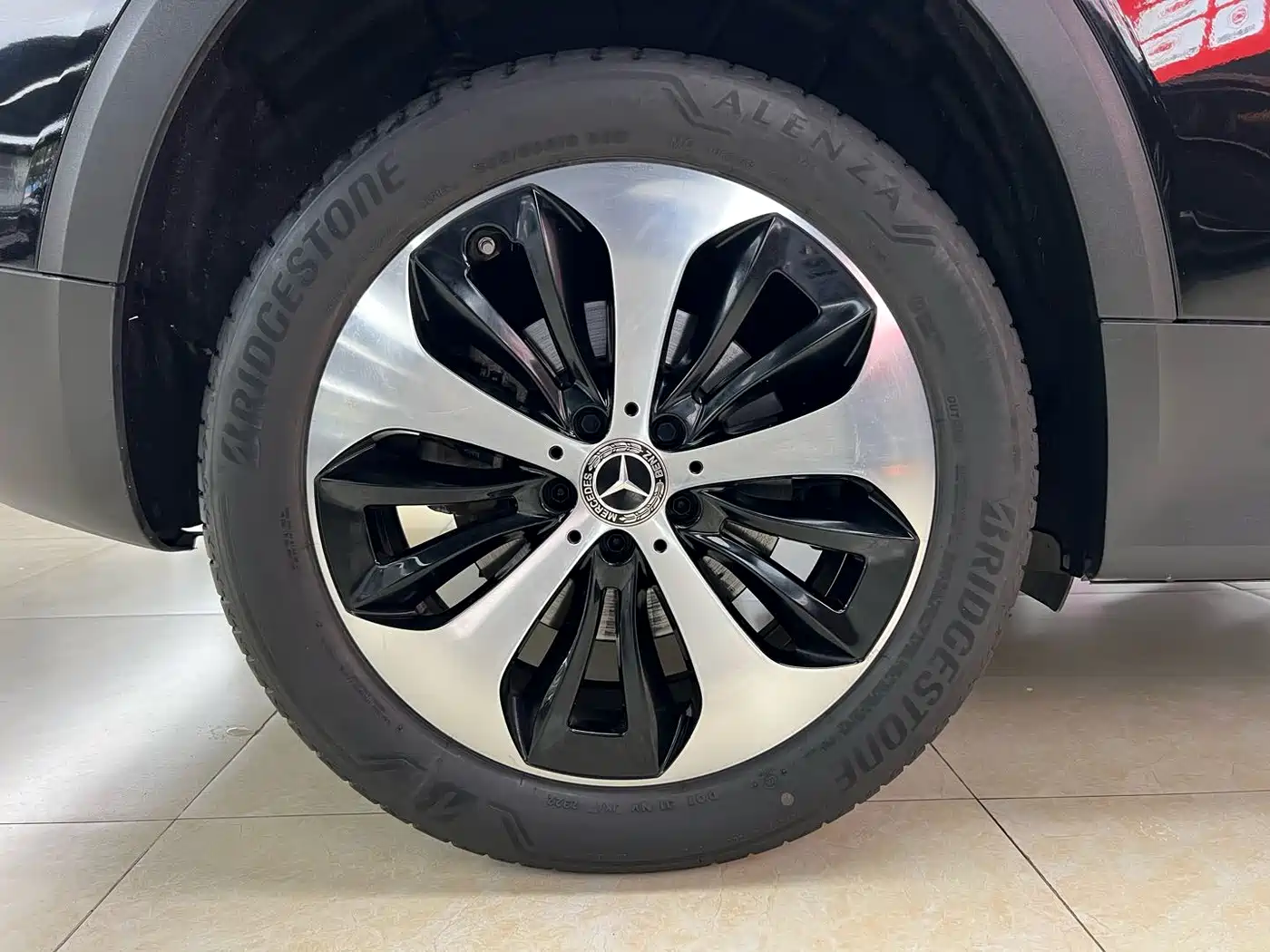 Mercedes-Benz GLB 2023 GLB 220 Style фото 28