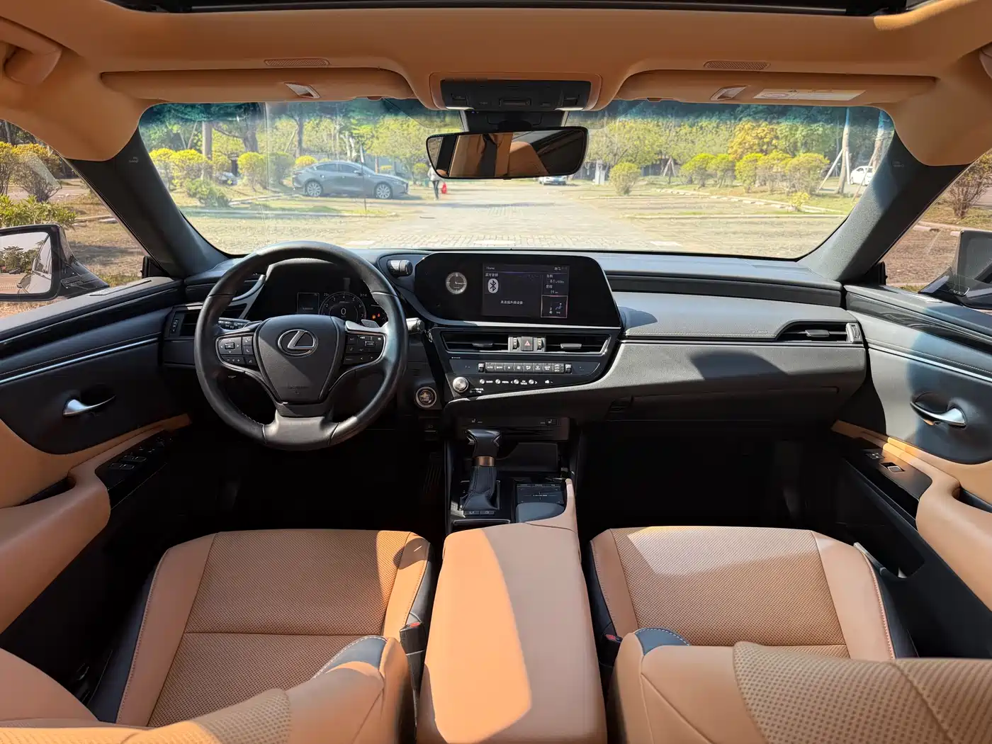 Lexus ES 2021 200 Excellence Edition фото 5