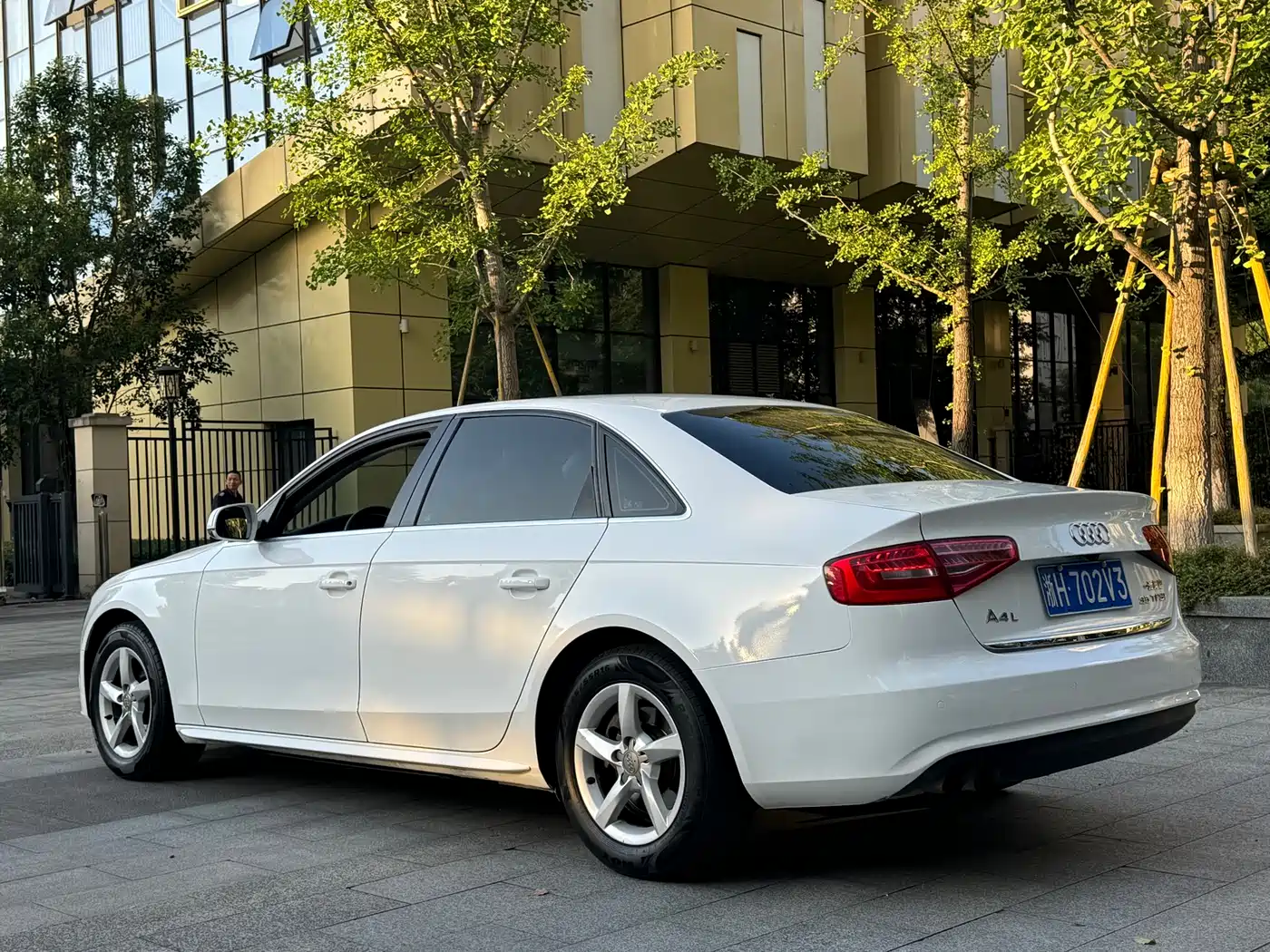 Audi A4L 2013 35 TFSI Automatic Standard фото 6