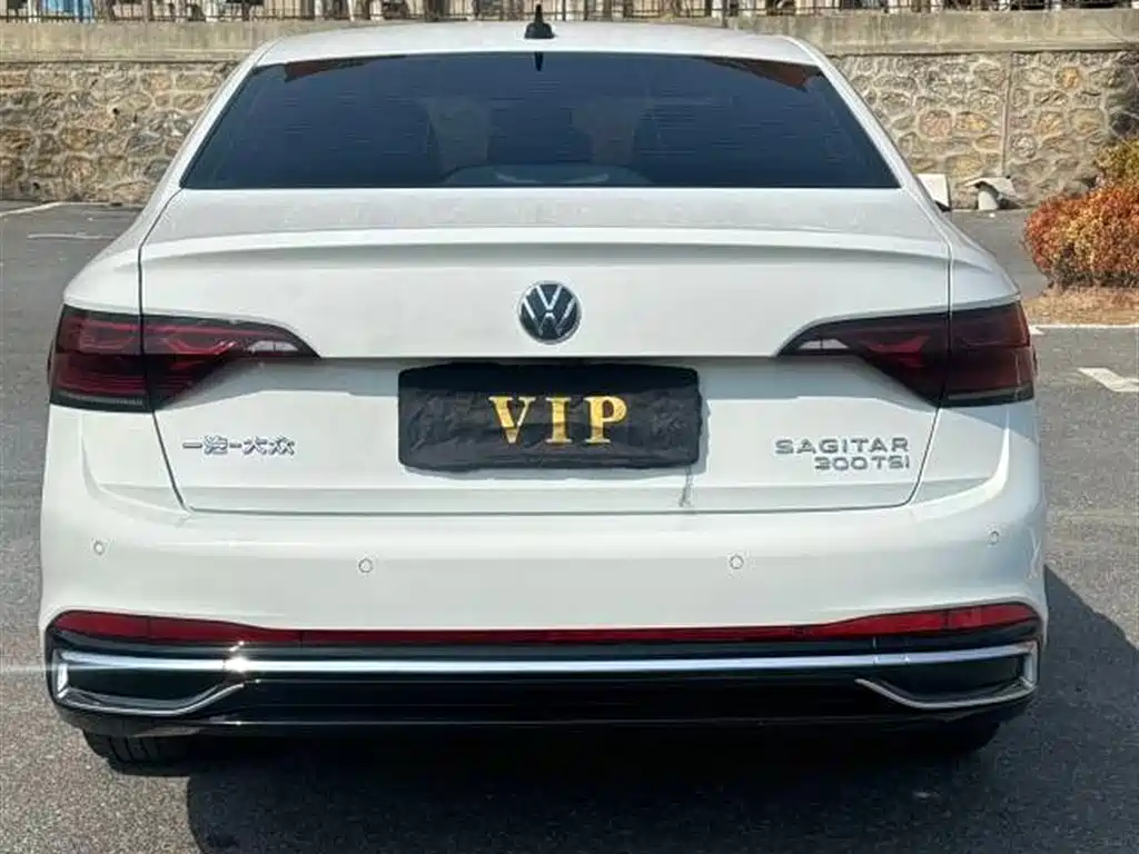 Volkswagen Sagitar 2023 280TSI DSG Surpass Plus Edition фото 5