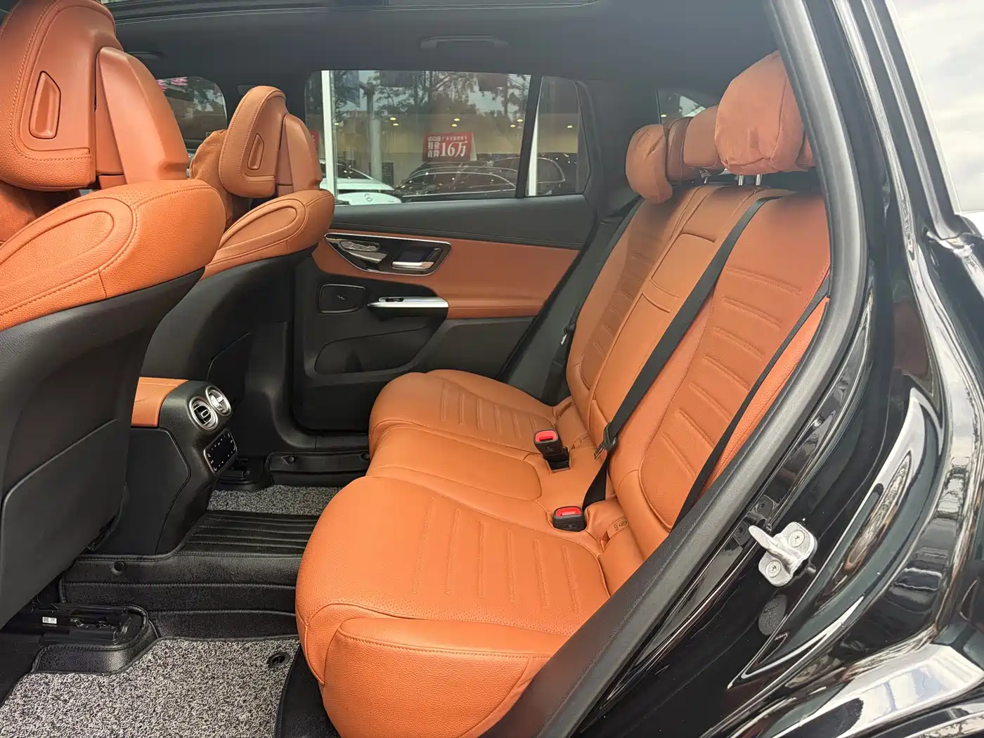 Mercedes-Benz GLC, миниатюра 13