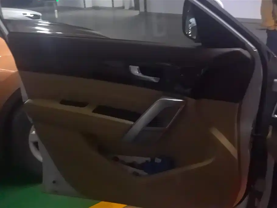 Haval H2 2014 1.5T Manual 2WD Premium Edition фото 7