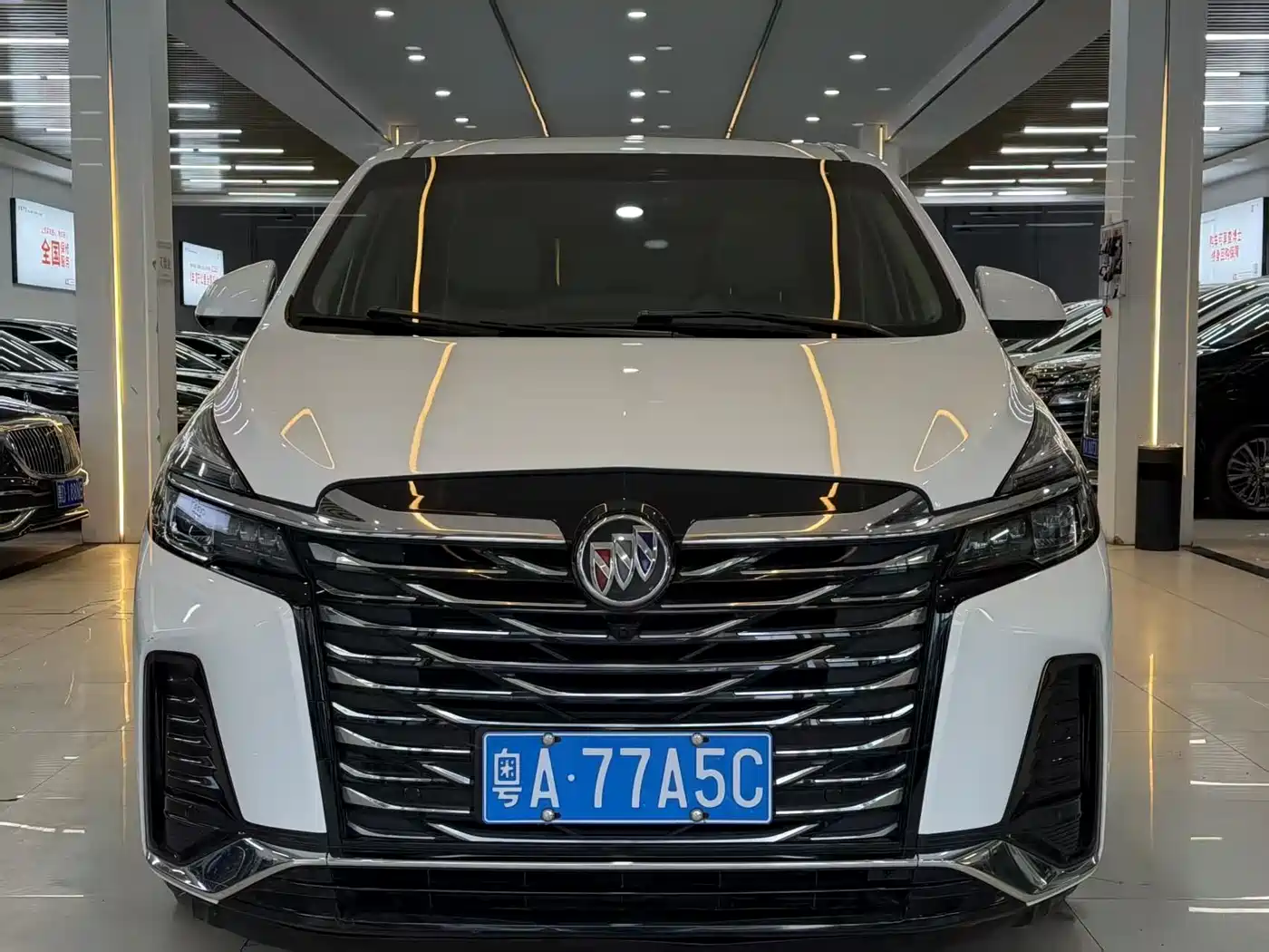 Buick GL8 2023 Land Business Class 652T Smart Luxury фото 7
