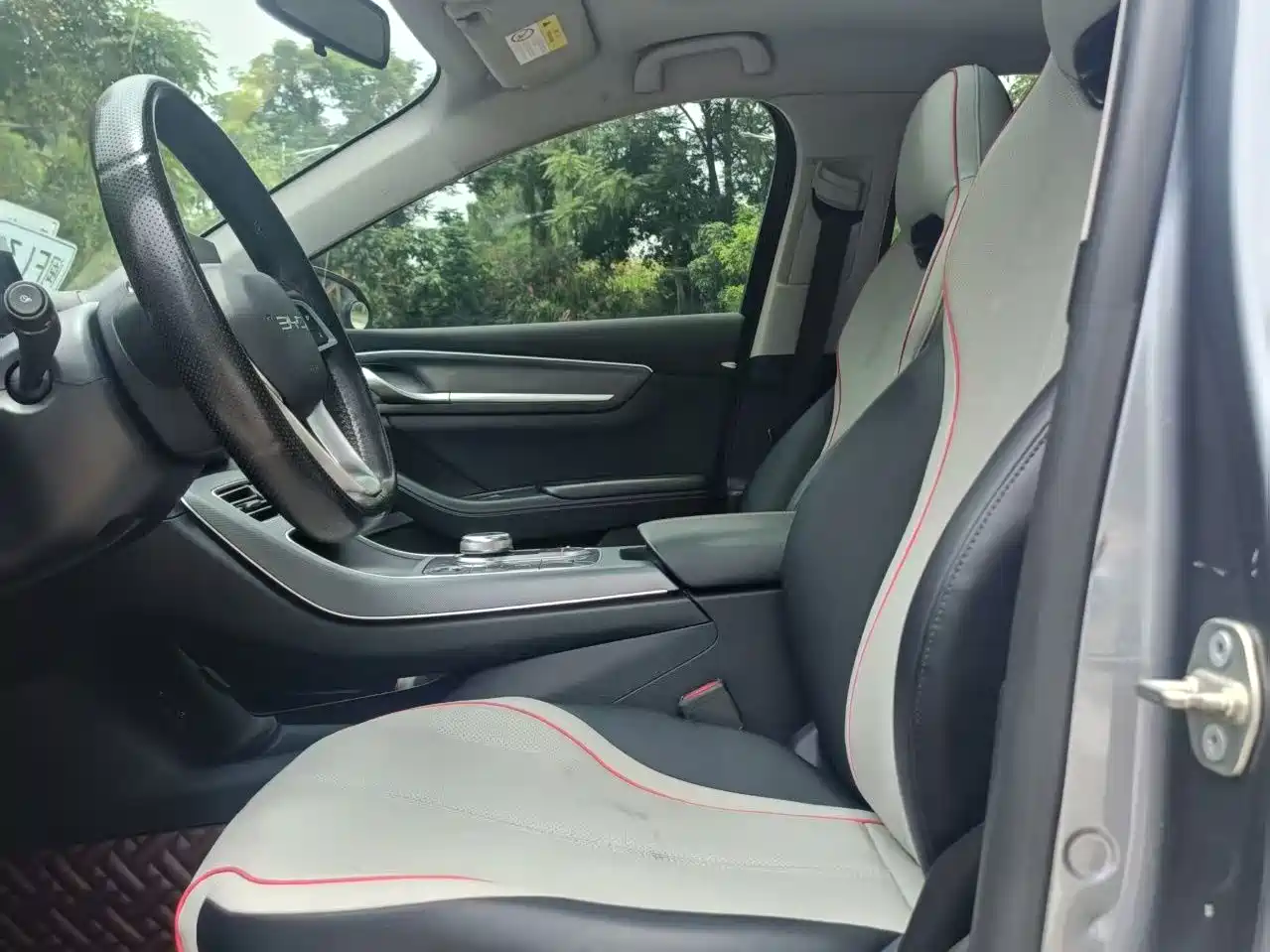 BYD Destroyer 05 2023 Model Champion Edition DM-i 120KM Luxury фото 4