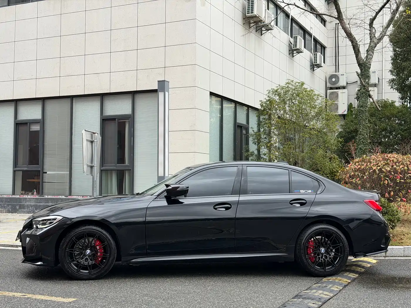 BMW 3 Series 2020 325Li M Sport Package фото 4