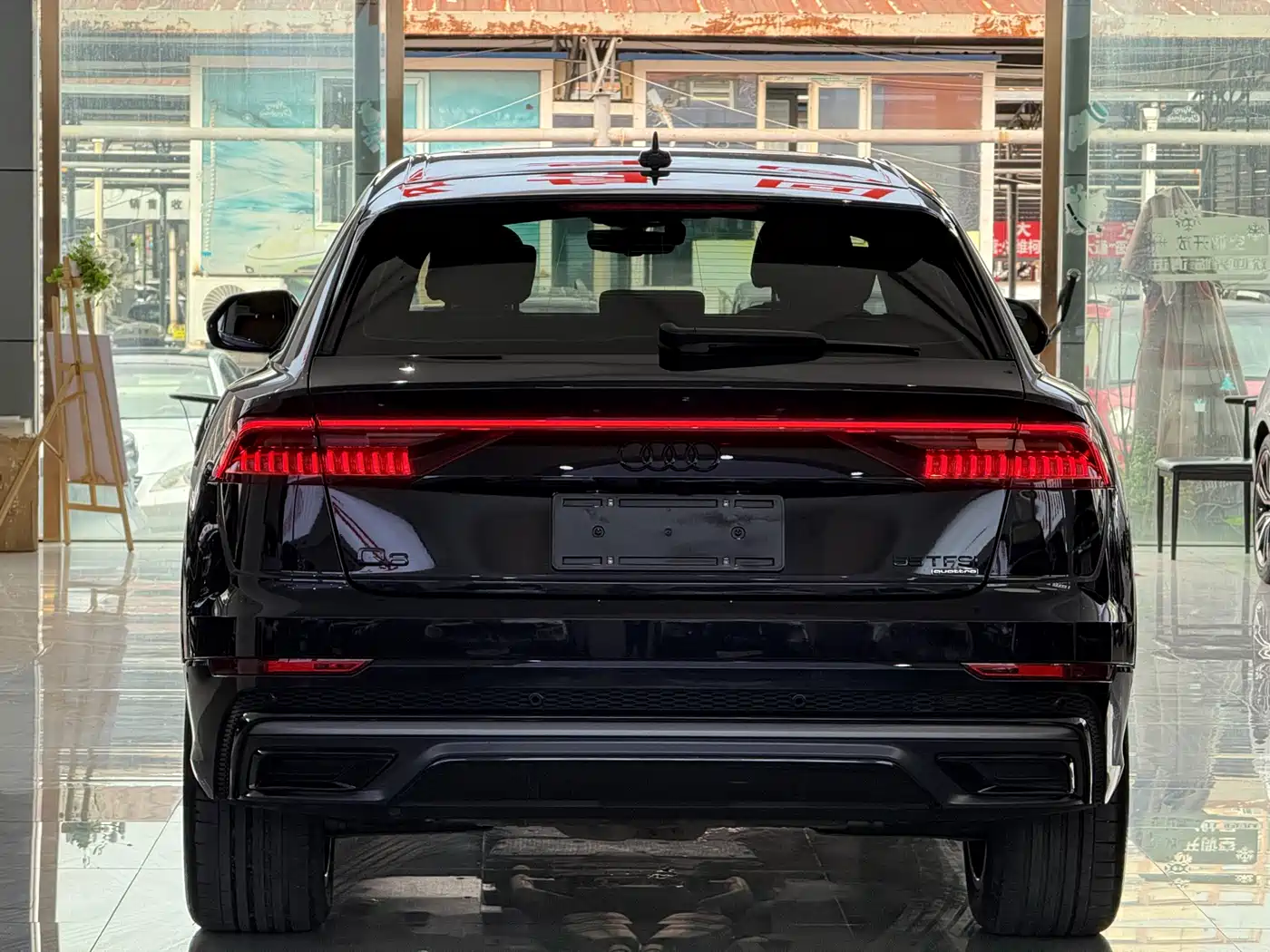 Audi Q8 2021 Model 55 TFSI Luxury Dynamic фото 17