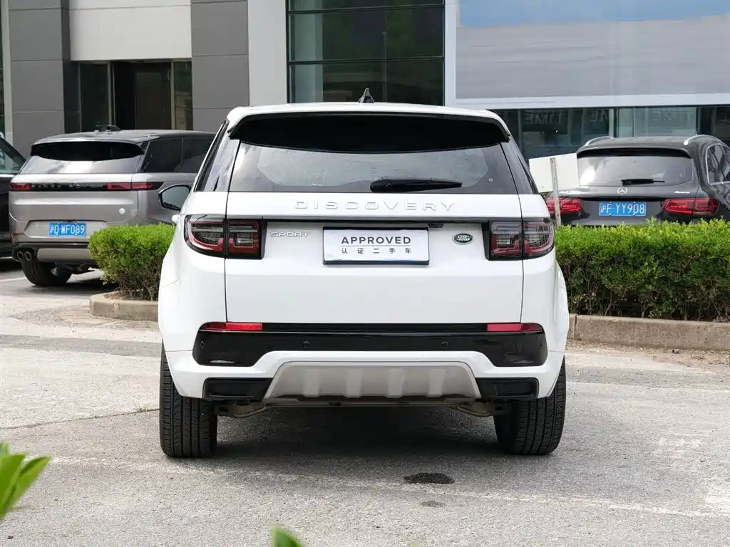 Land Rover Discovery Sport 2025 249PS Performance Tech Edition фото 7