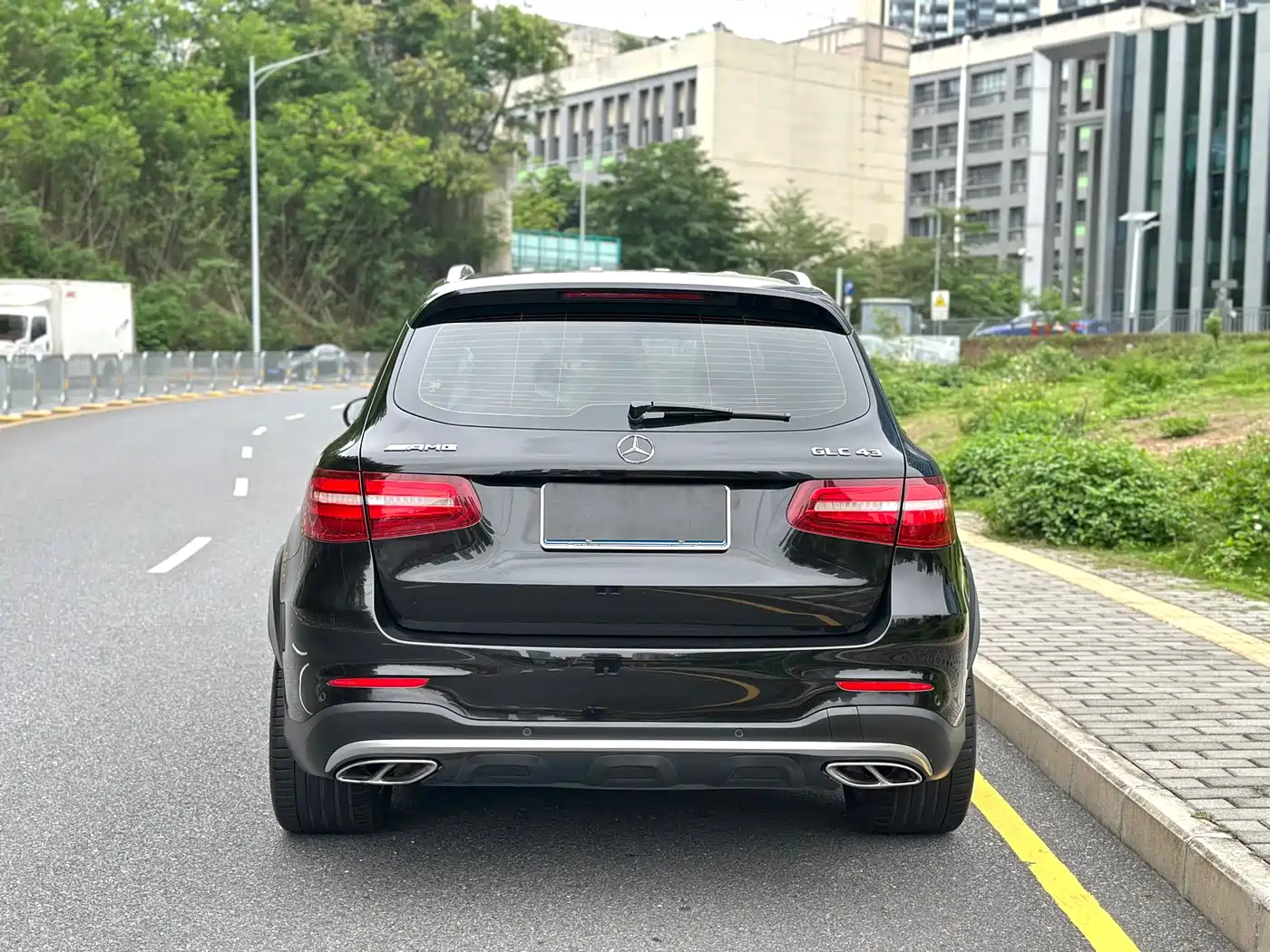 Mercedes-Benz GLC AMG 2017 AMG GLC 43 4MATIC фото 8