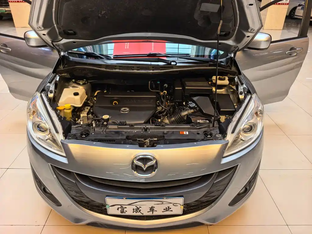 Mazda Mazda5 2012 2011 2.0L Automatic Luxury