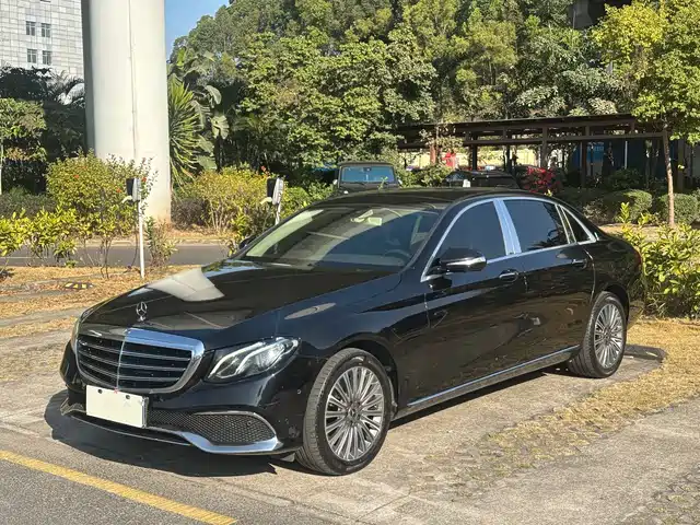 MERCEDES-BENZ E CLASS