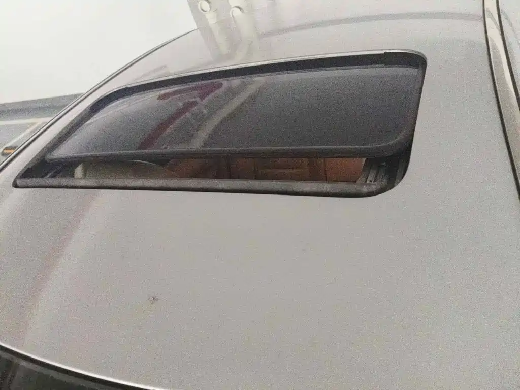 Roewe 550 2010 2010 550 1.8L Manual New Year Edition