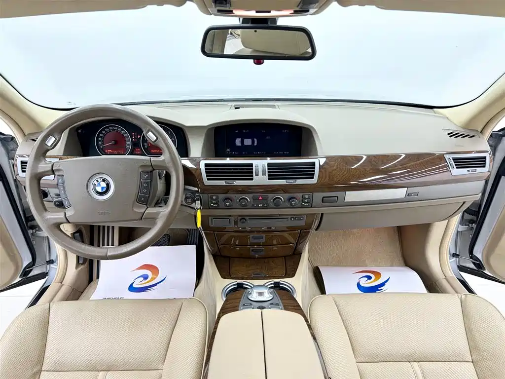 BMW 7 Series 2005 Model 730Li фото 18