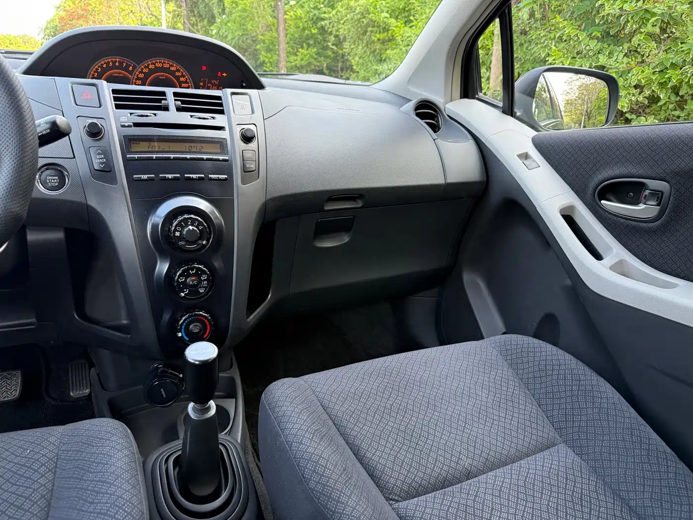 Toyota Yaris 2008 1.6RS Manual Premium Sport Edition фото 15