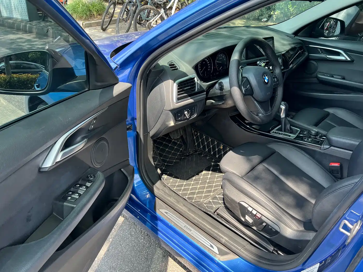 BMW 1 Series 2017 118i Sport фото 8