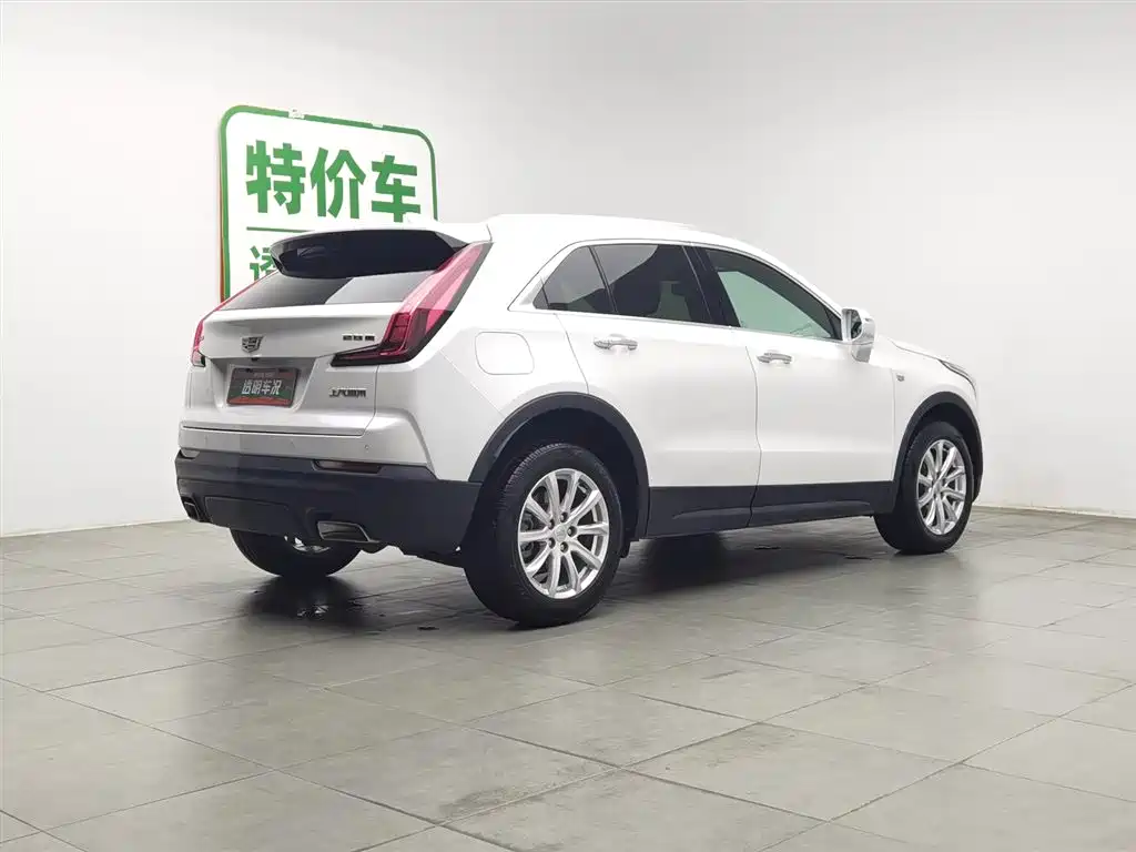 Cadillac XT4 2020 Facelift 28T 2WD Tech фото 2