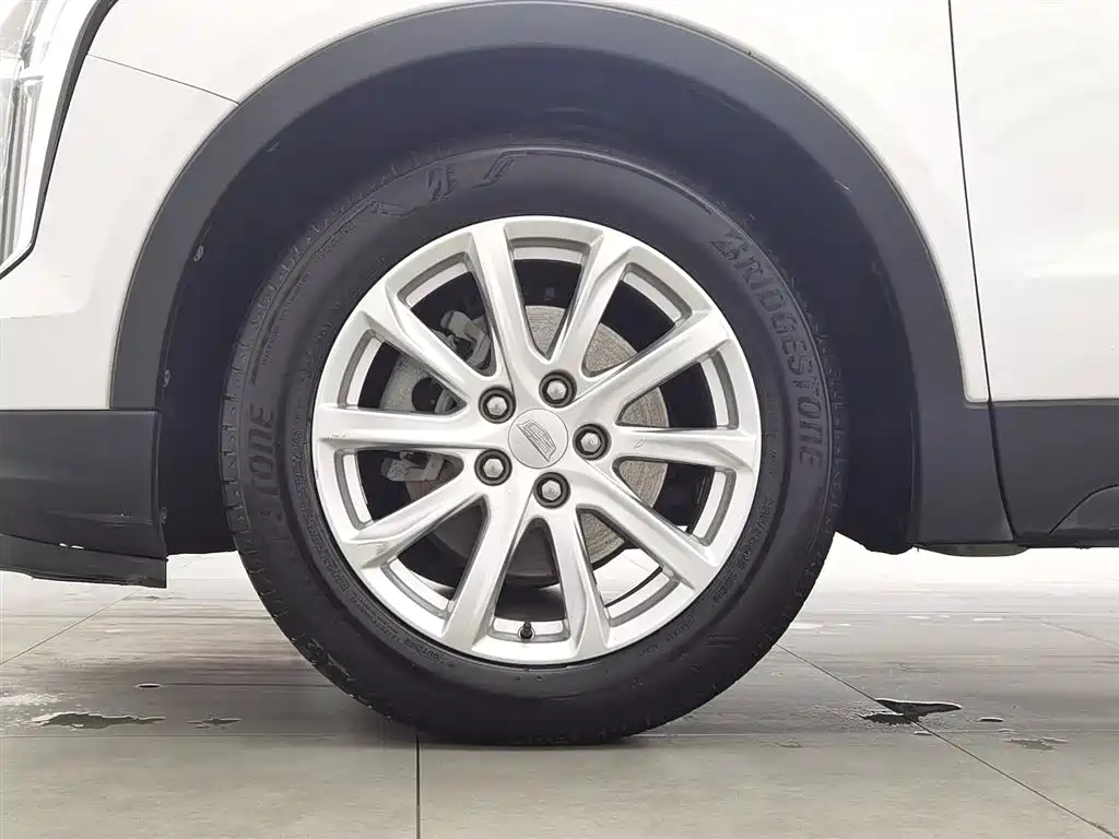 Cadillac XT4 2020 Facelift 28T 2WD Tech фото 17