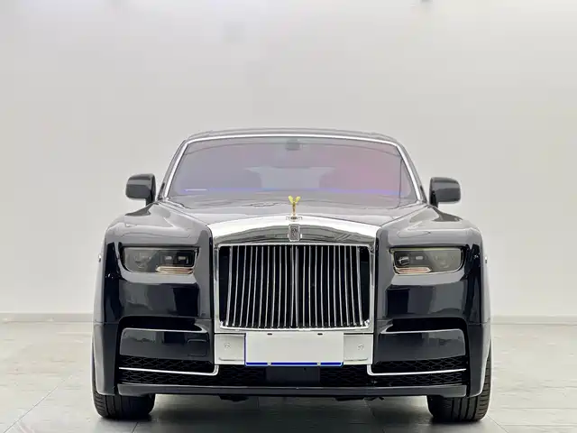 Rolls-Royce Phantom