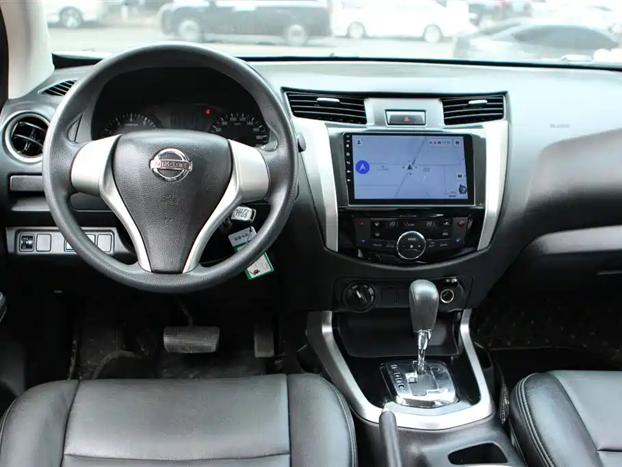 Nissan Navara 2017 Model 2.5L Automatic 4WD Luxury QR25 фото 13