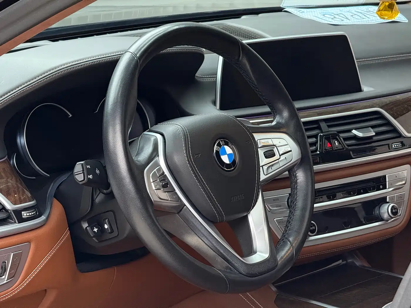 BMW 7 Series 2018 740Li xDrive Premium Type M Sport Package фото 6