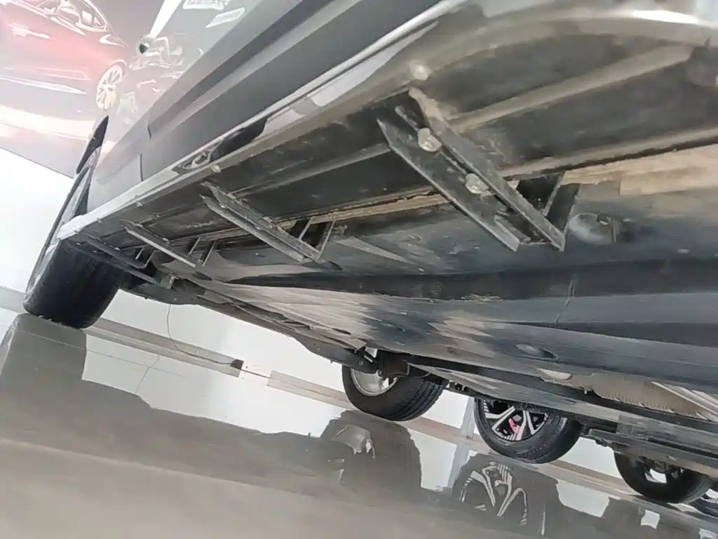 Фото 21 - Jetta VS7