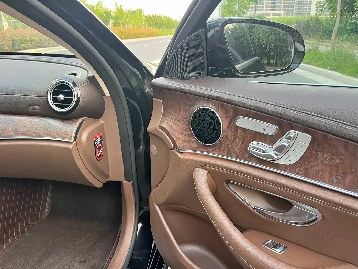 Mercedes-Benz E-Class 2020 Facelift E 300 L Fashion фото 15
