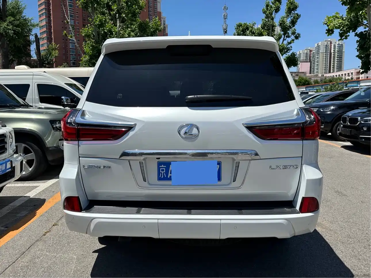 Lexus LX 2019 570 Dynamic Luxury Edition фото 5