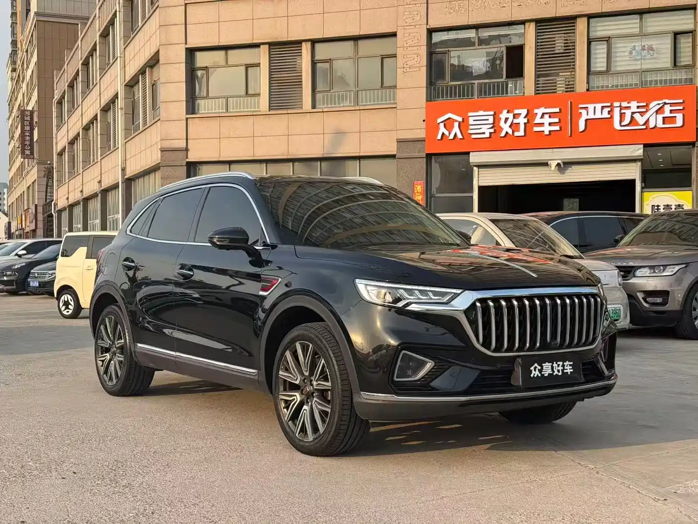 Hongqi HS5 2022 Facelift 2.0T Smart Flag Enjoyment AWD Edition фото 3