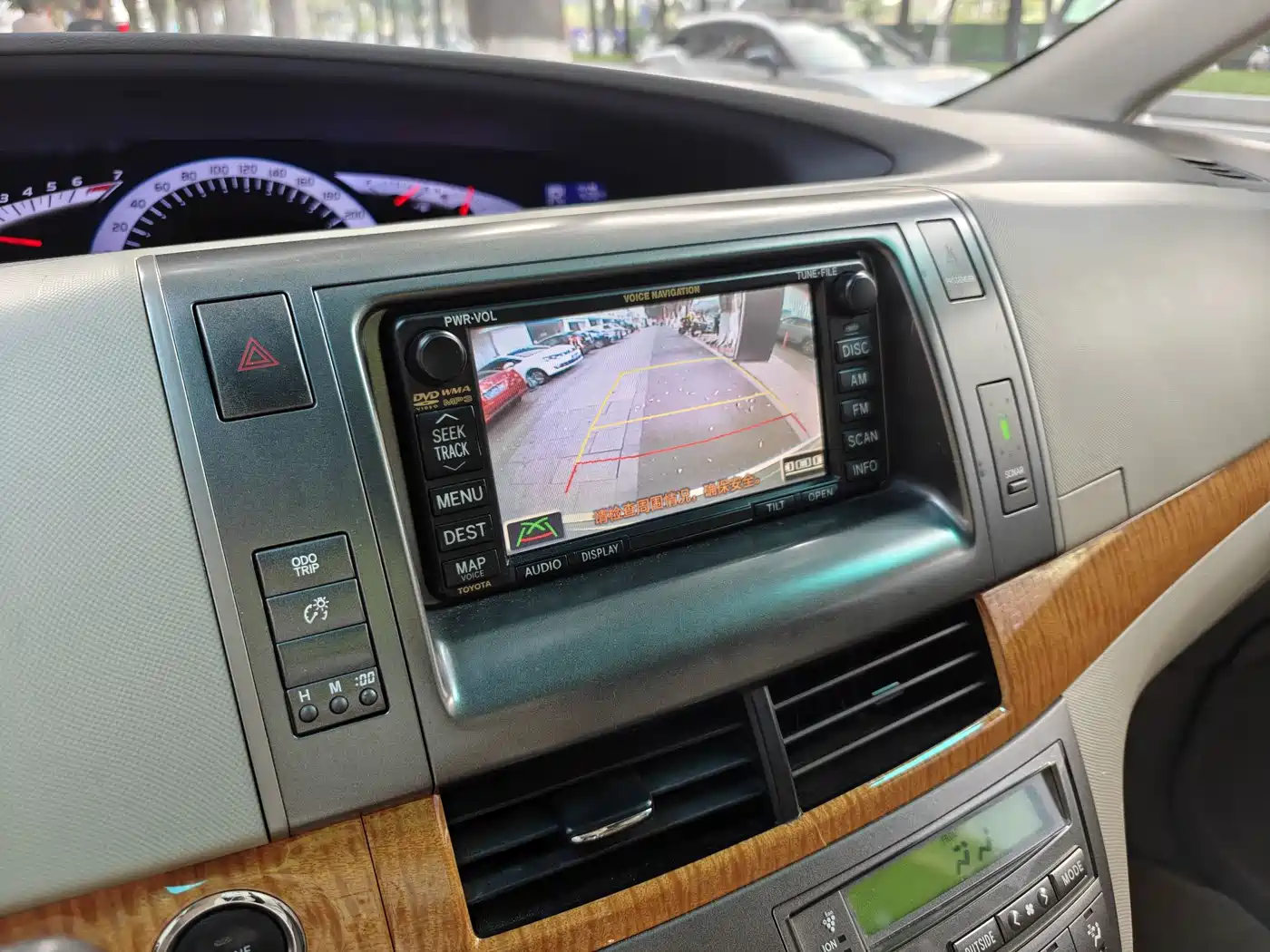 Toyota Previa 2012 2.4L 7-Seater Luxury Edition фото 10