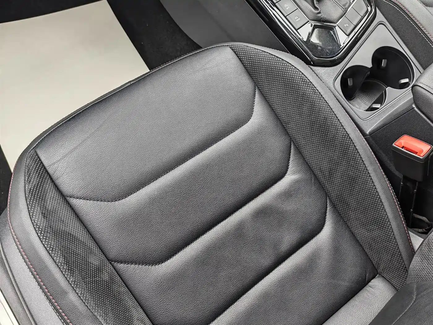Volkswagen Tayron 2019 330TSI 2WD Luxury China VI фото 11