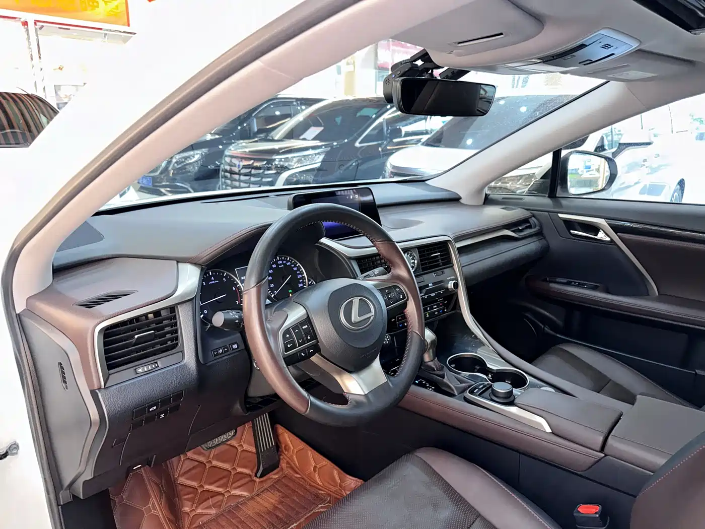 Lexus RX 2016 300 4WD Elegance Edition (China V) фото 7