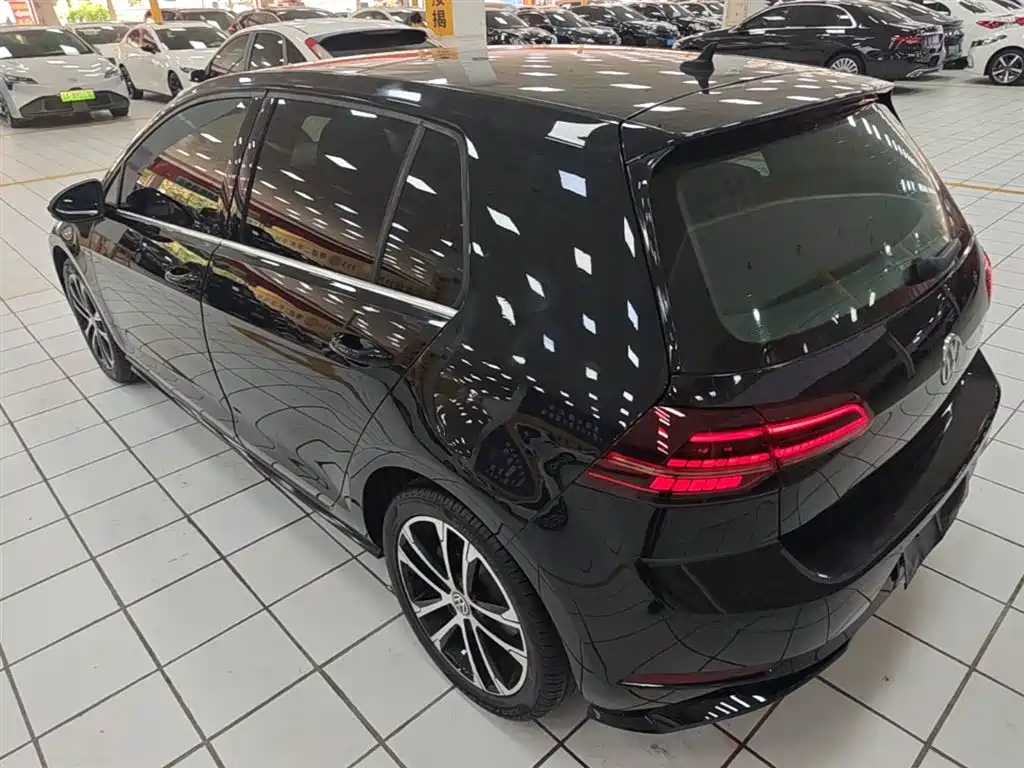 Volkswagen Golf 2020 280TSI DSG R-Line фото 5