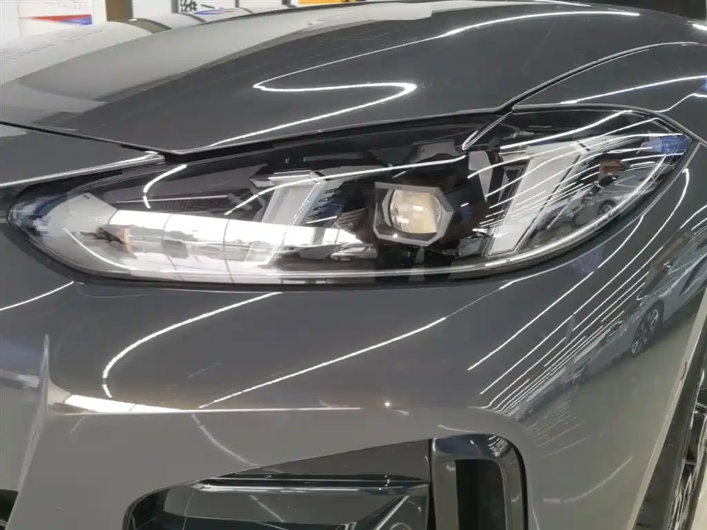 BMW 4 Series 2024 430i Gran Coupe M Sport Shadowline Package фото 24