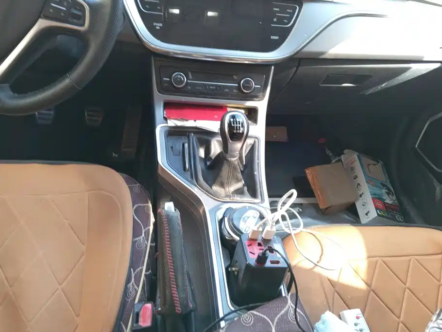 Фото 16 - Geely Emgrand GS