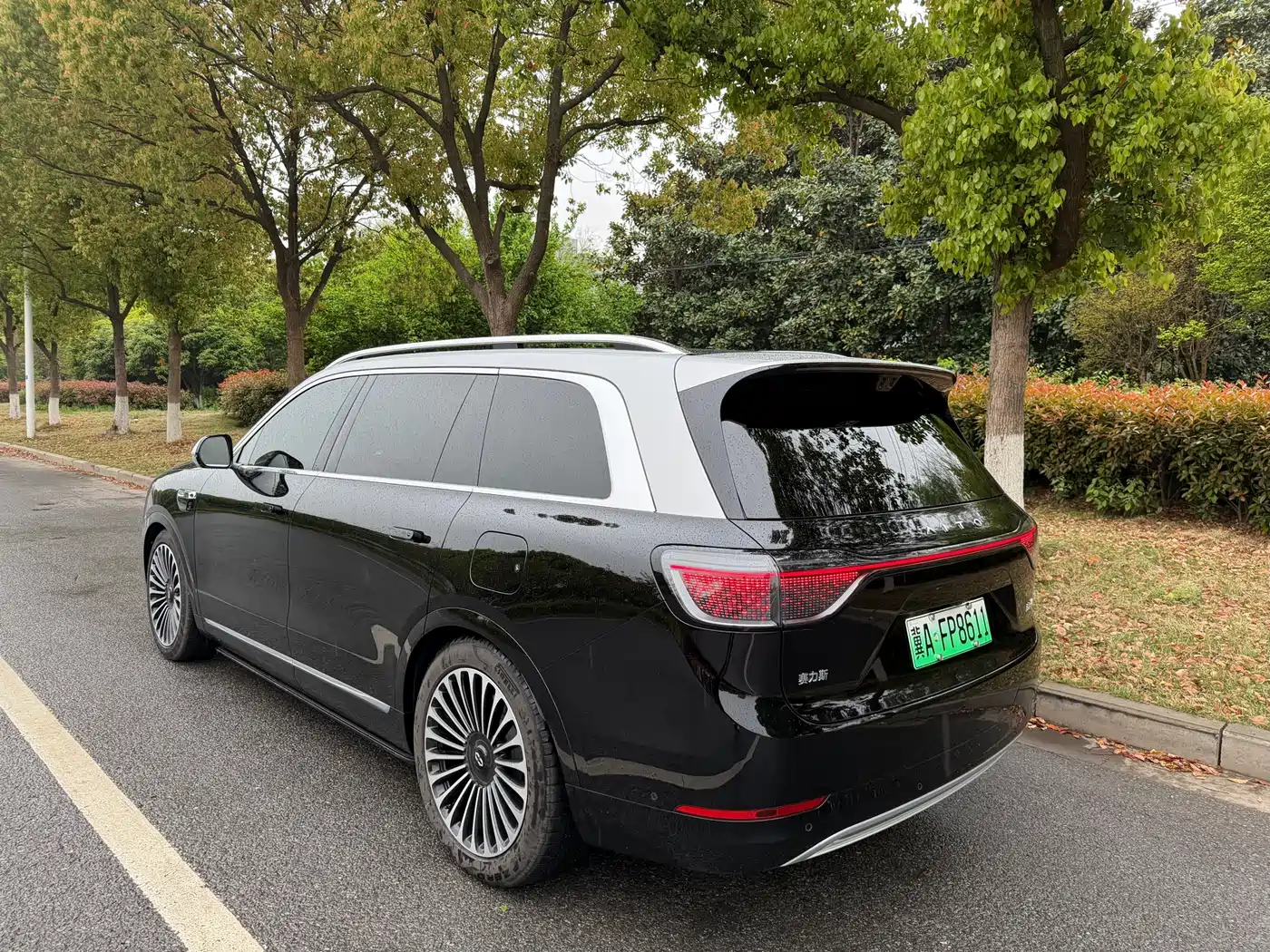 AITO Wenjie AITO M9 2025 Extended Range Ultra 52kWh 6-Seater фото 6