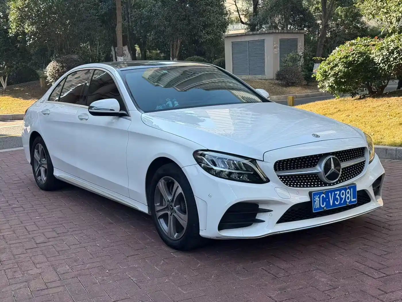 MERCEDES-BENZ CLASS C