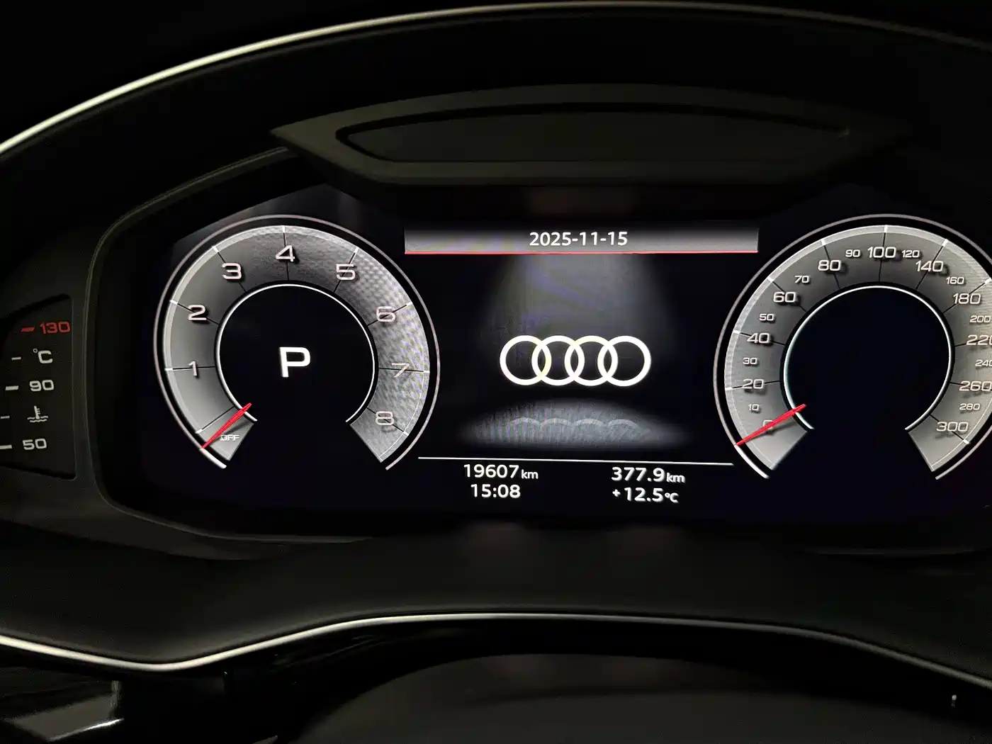 Audi Q8 2023 55 TFSI Luxury Sport фото 13