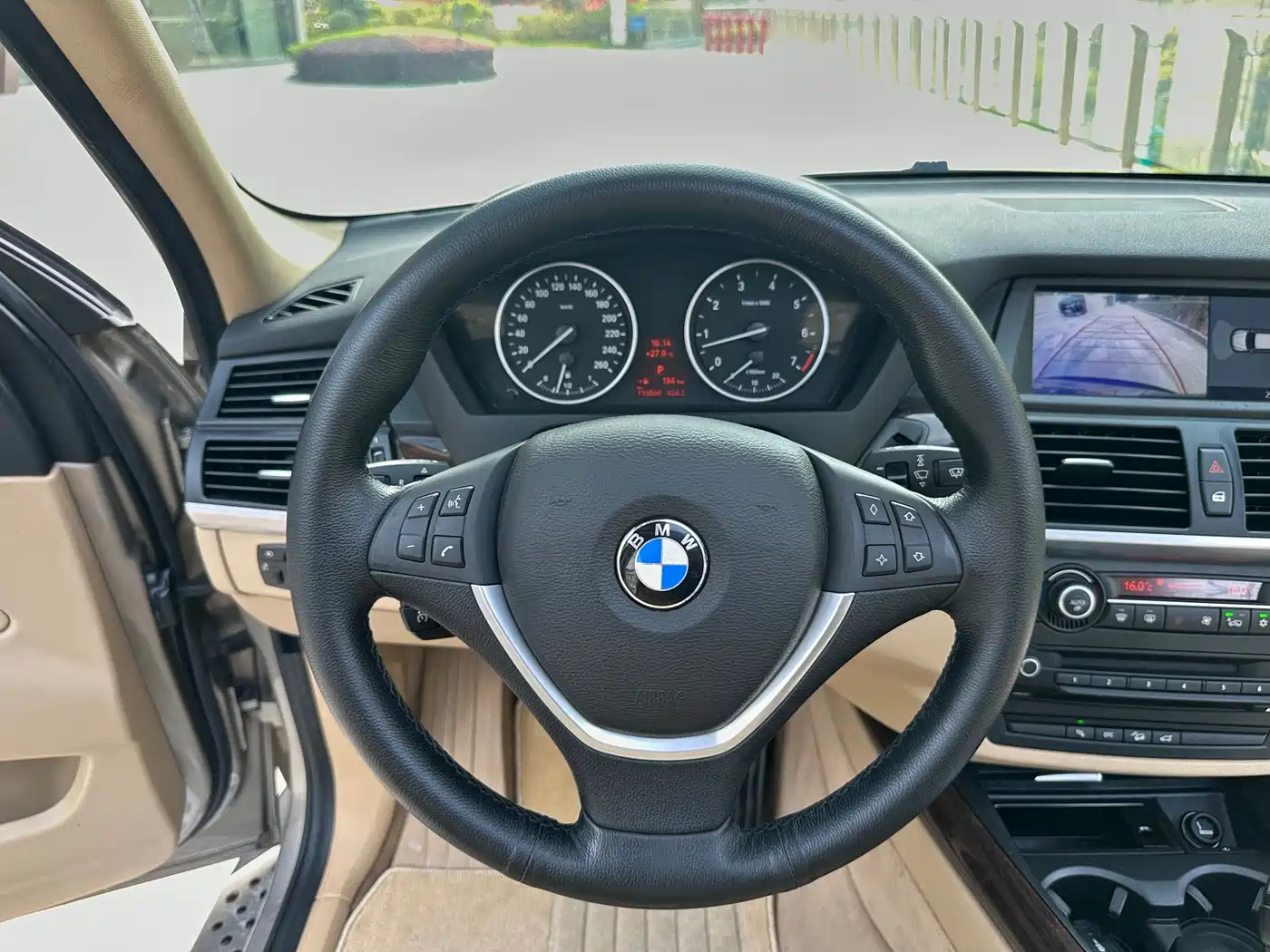 BMW X5 (Import) 2008 Model xDrive48i Luxury Type фото 11