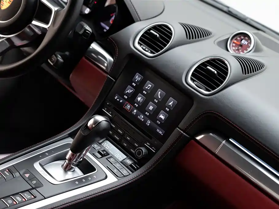 Porsche 718 2022 Cayman 2.0T фото 15