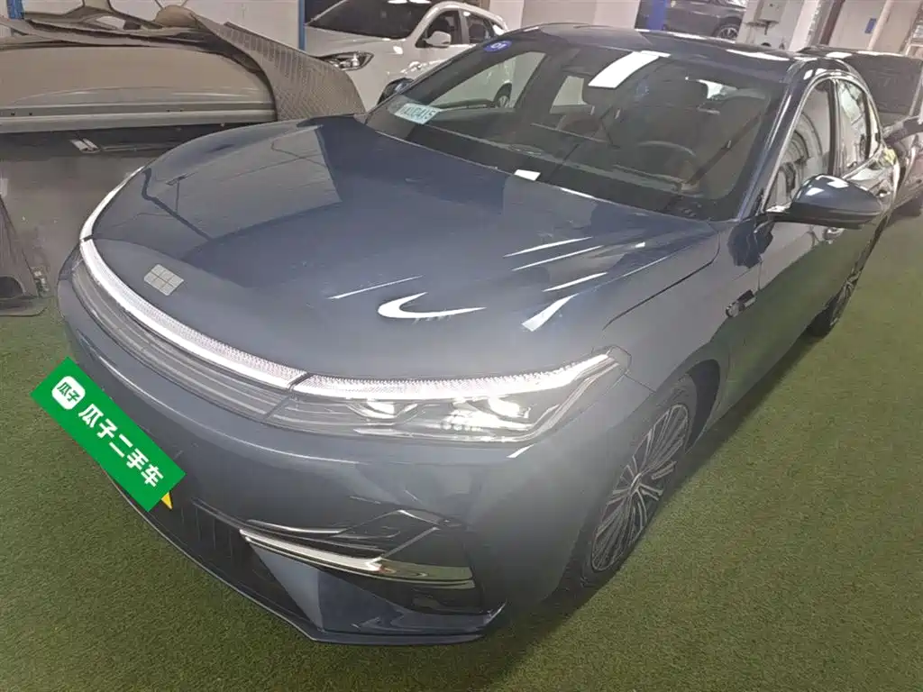 Geely Galaxy Galaxy A7 2025 EM-i фото 2