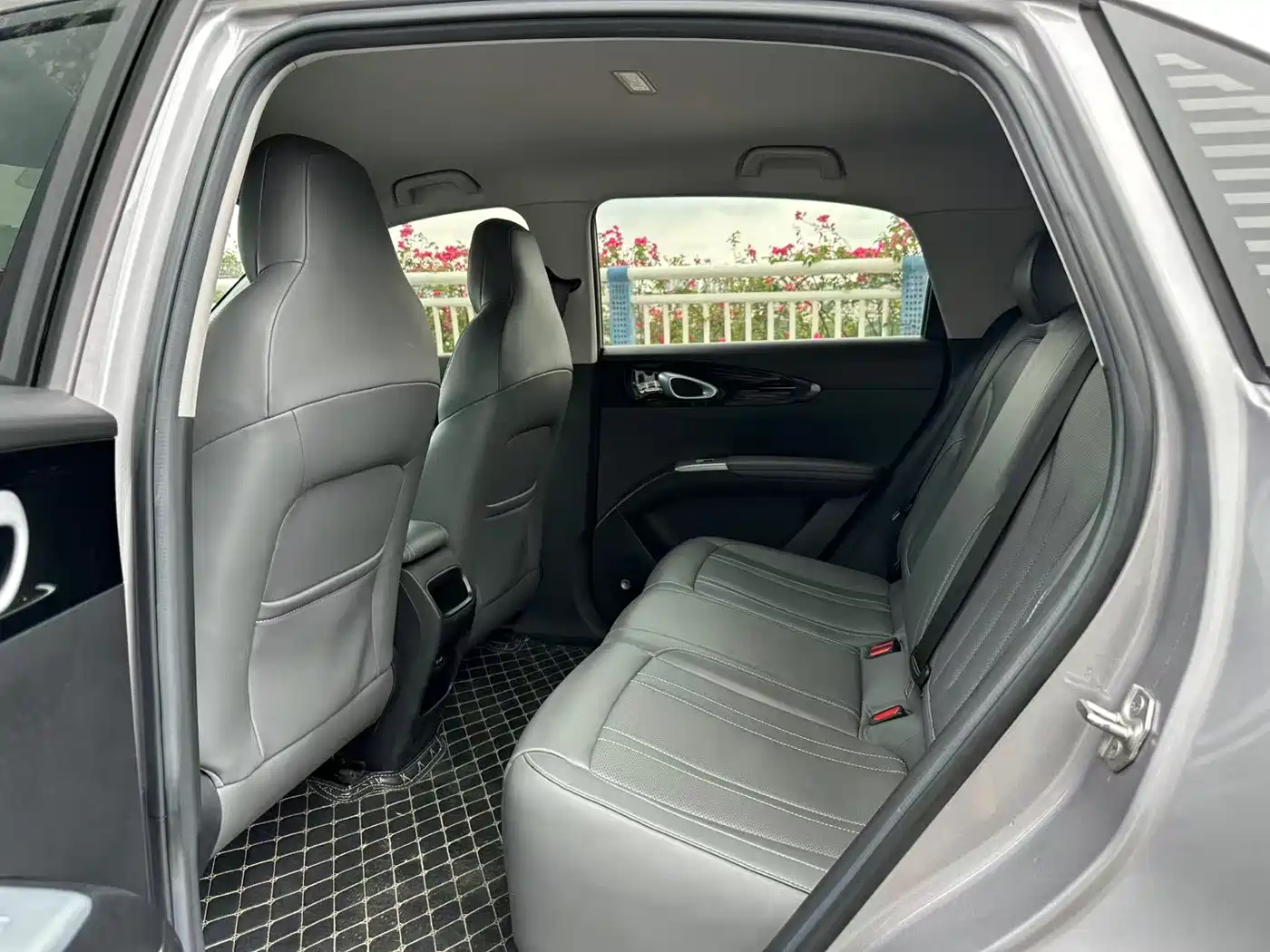 Geely Galaxy Starry Wish 2025 UP 410km Explorer Edition фото 14
